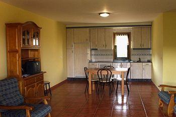 Отель Casona Rural Los Trobos Villar de Otero Экстерьер фото