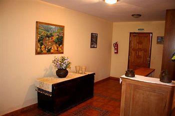 Отель Casona Rural Los Trobos Villar de Otero Экстерьер фото